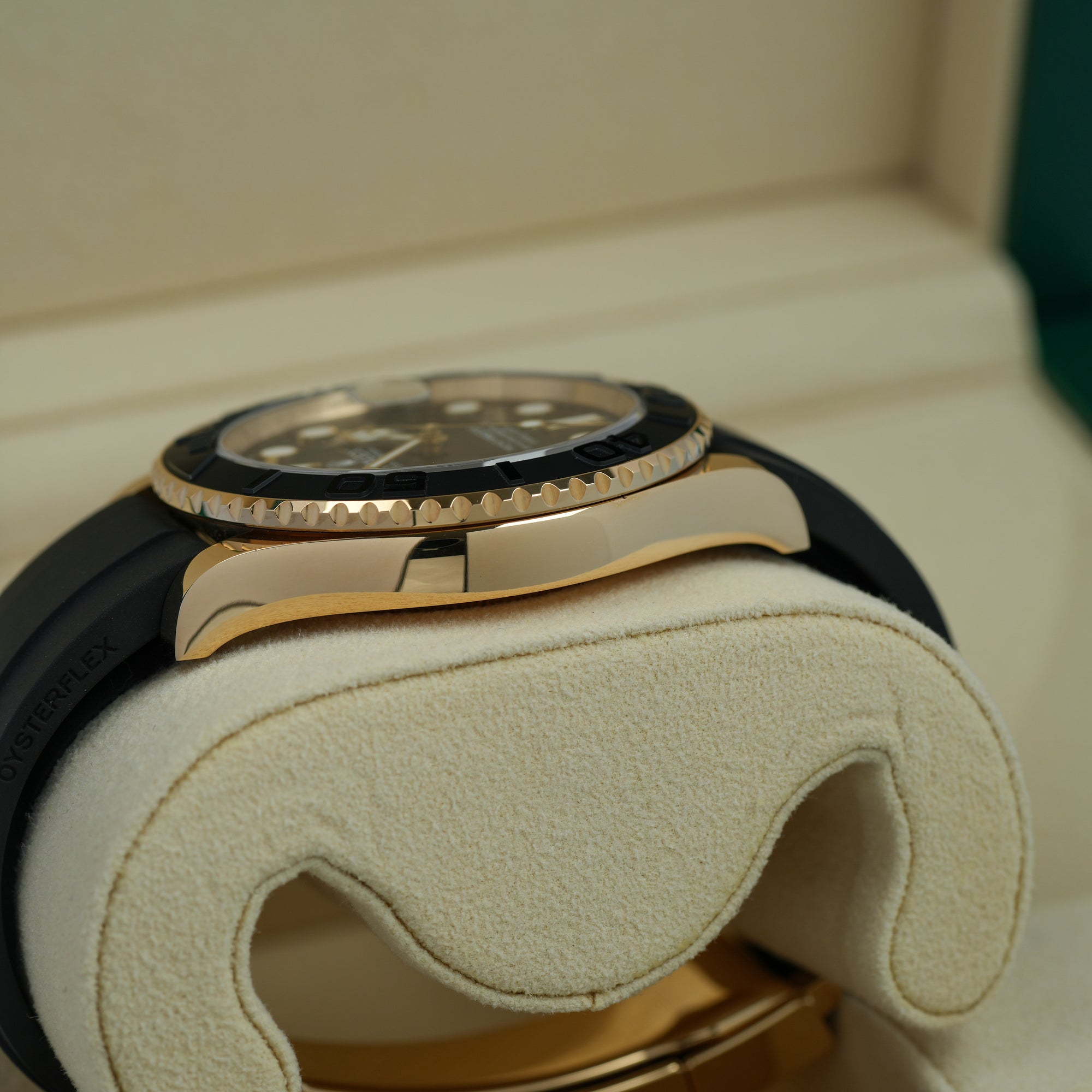 Rolex Yacht-Master 226658 case lug