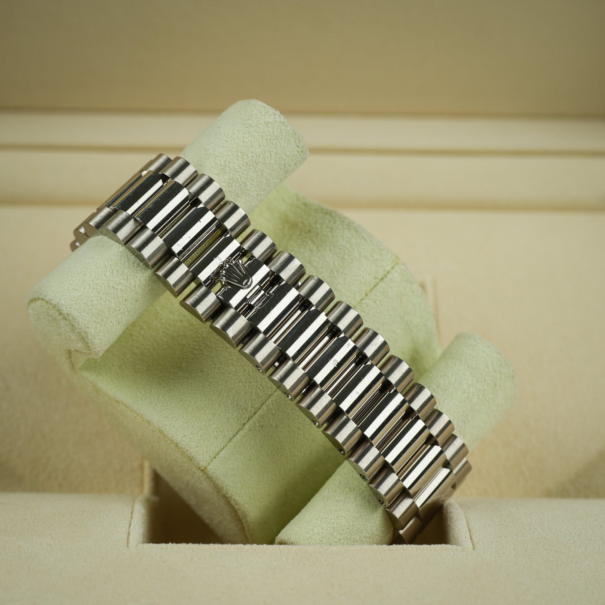 Rolex Day-Date Olive White Gold 40mm bracelet clasp