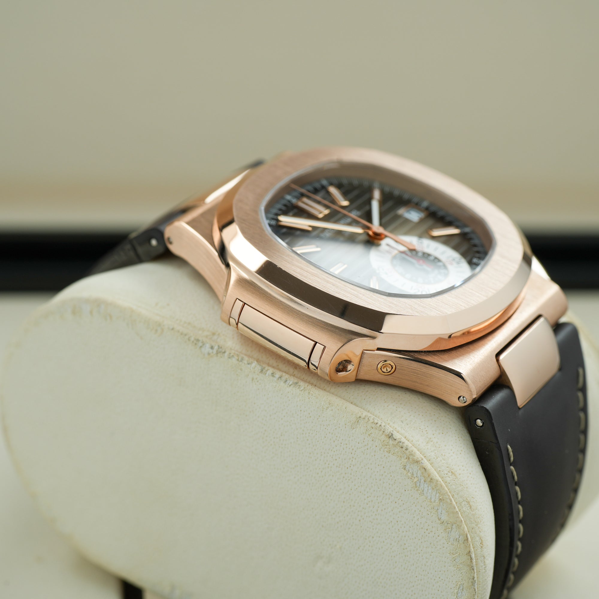 Patek Philippe Nautilus 5980R-001 left case pusher