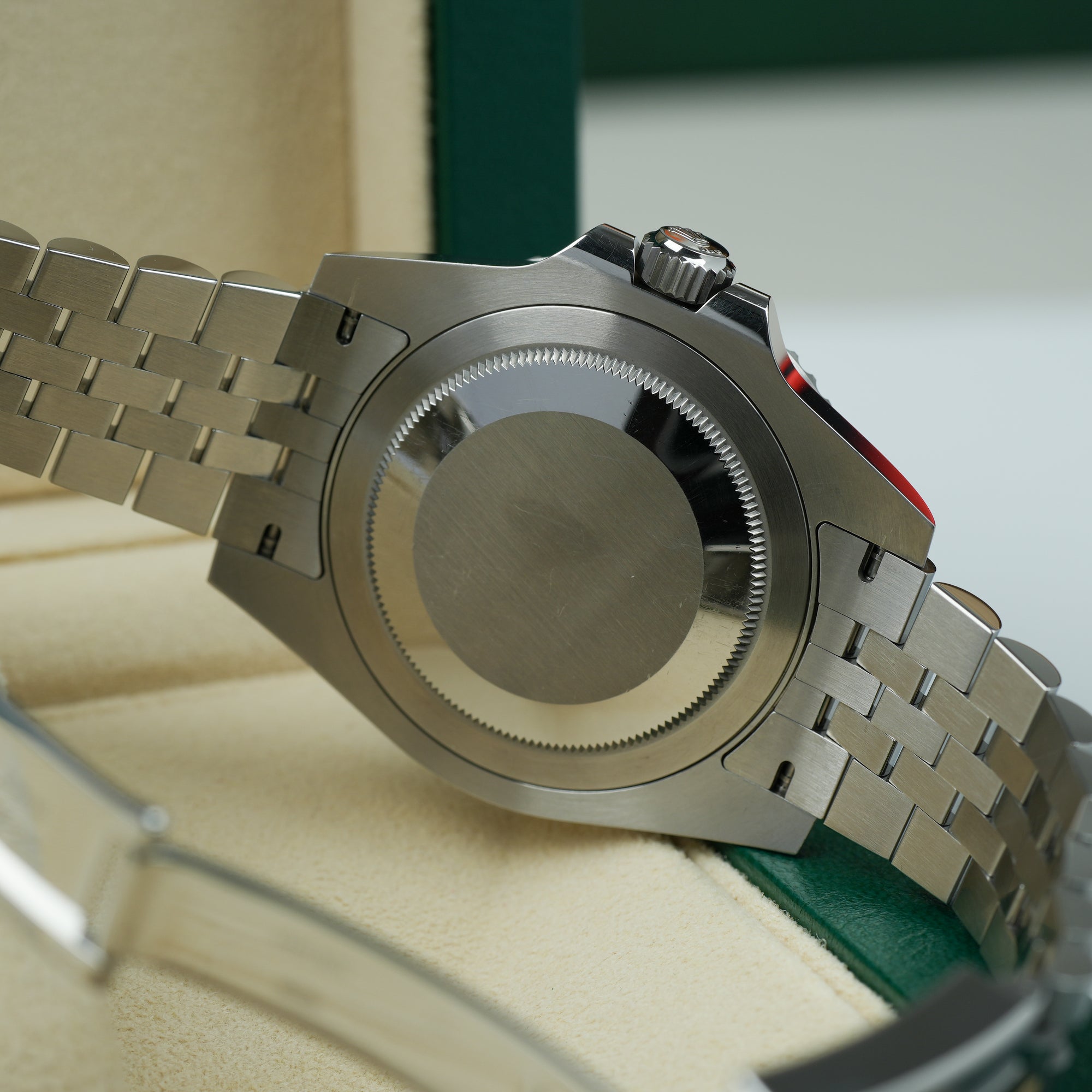 Rolex GMT-Master II 126710GRNR 40mm caseback