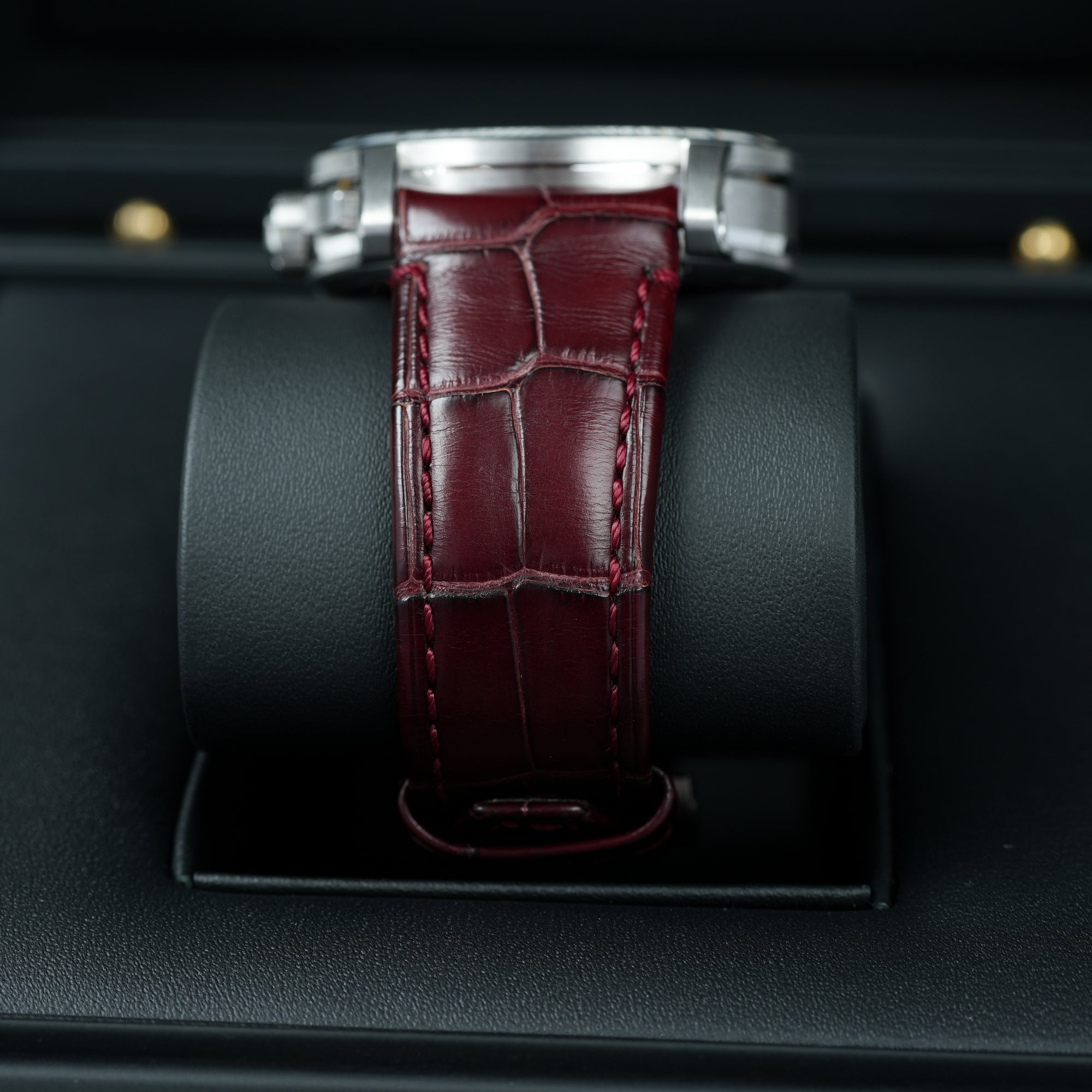 Audemars Piguet Code 11.59 Chronograph Burgundy case lug strap