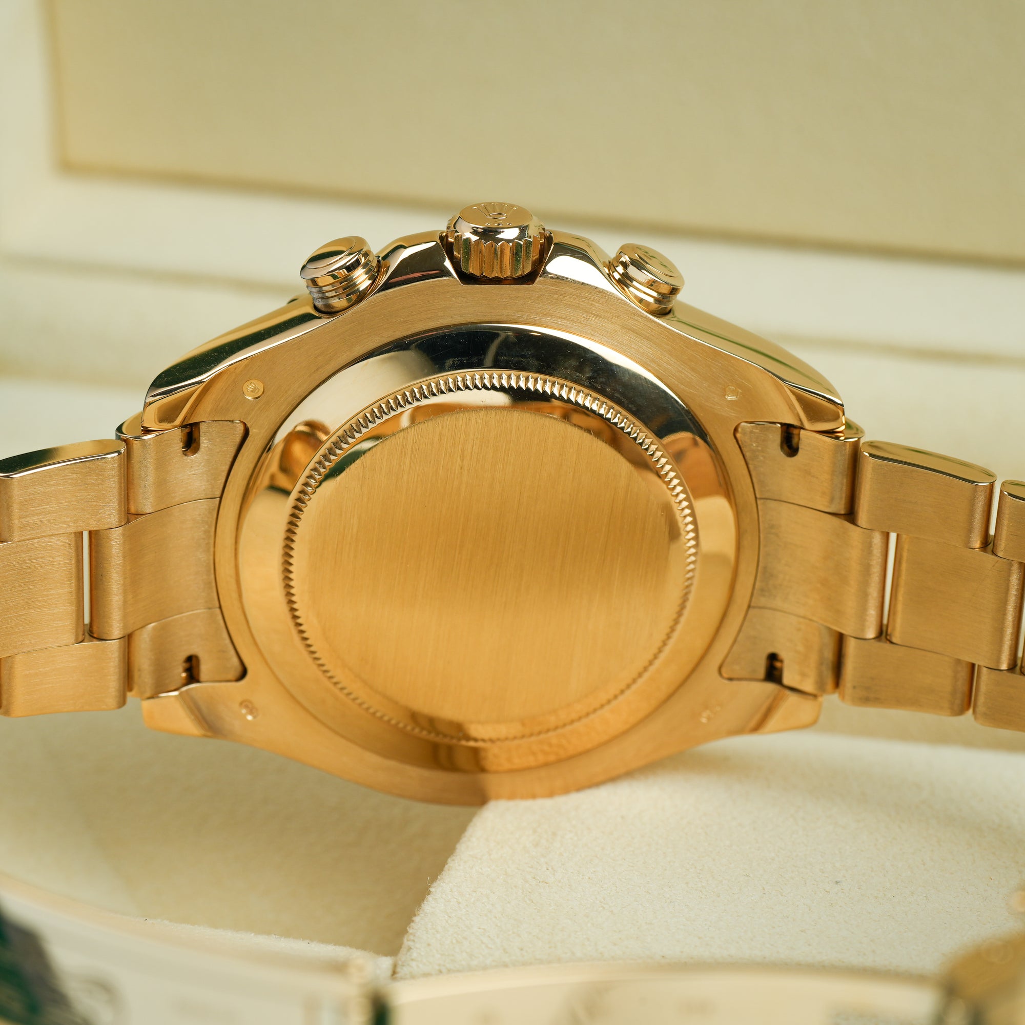 Rolex Yacht-Master II 116688 case lug bracelet caseback