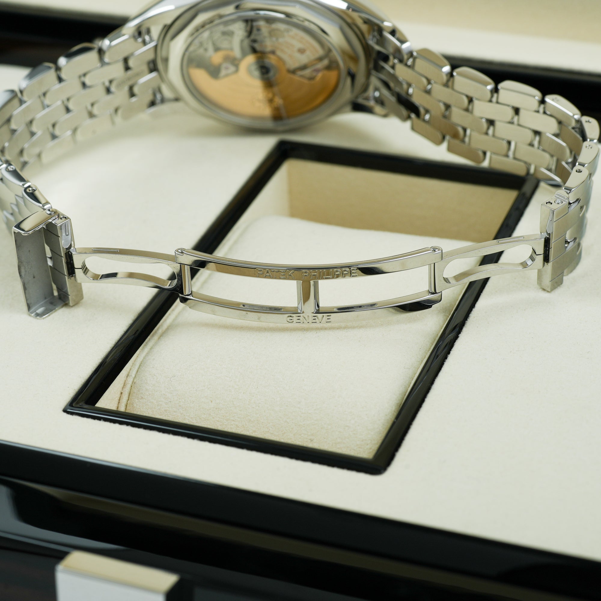 Patek Philippe Annual Calendar Chronograph 5960/1A-010 40.5mm Black bracelet