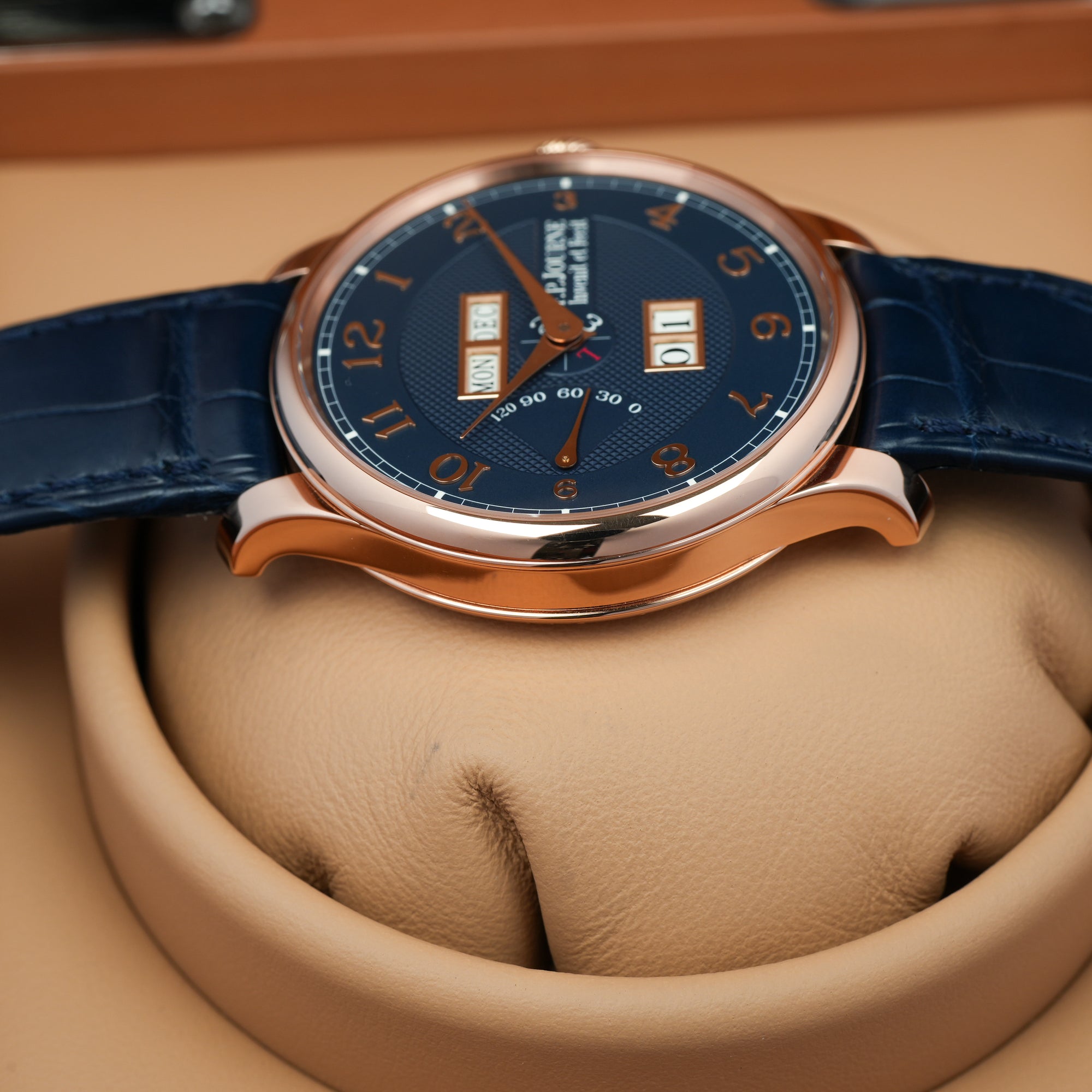 F.P. Journe Quantième Perpétuel Boutique Edition case left