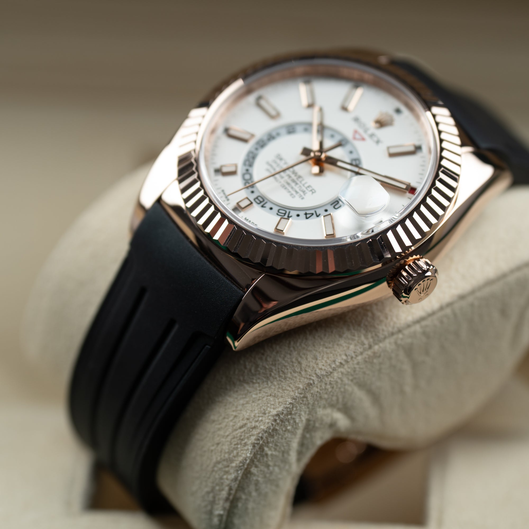 Rolex Sky-Dweller Ivory 42mm