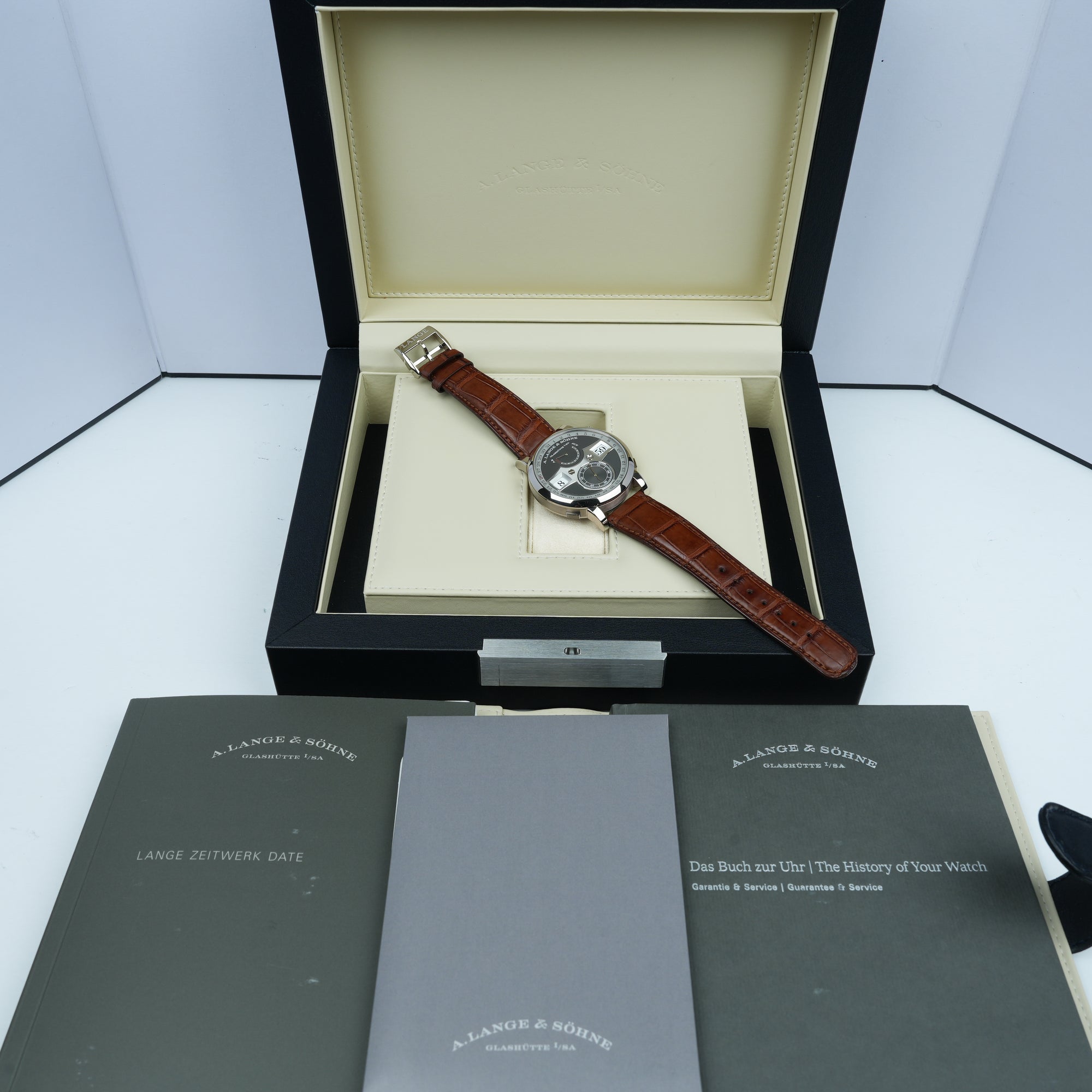 A. Lange &amp; Söhne Zeitwerk Date 148.038 44mm full set booklets 