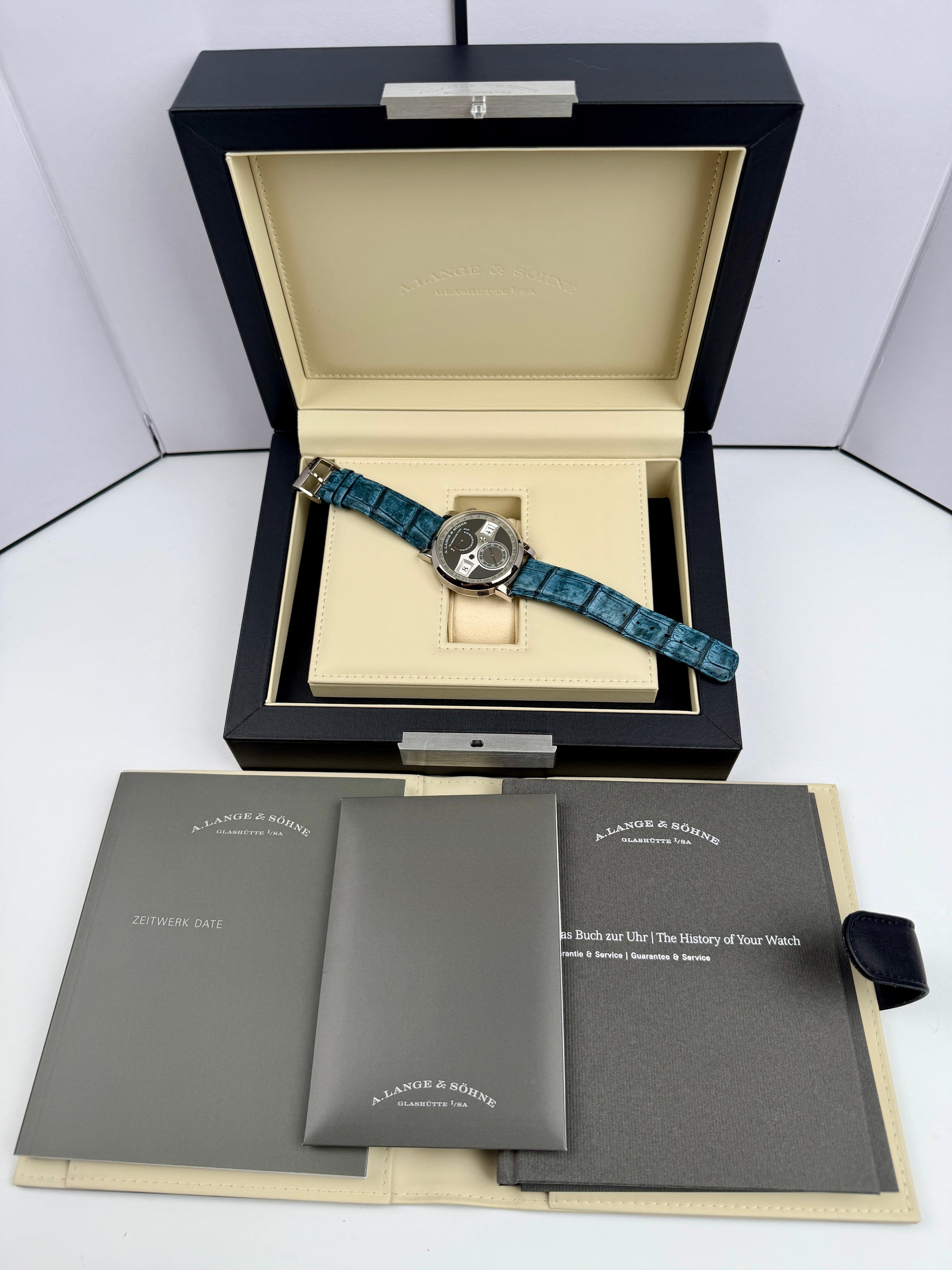 A. Lange &amp; Söhne Zeitwerk Date 148.038 44mm