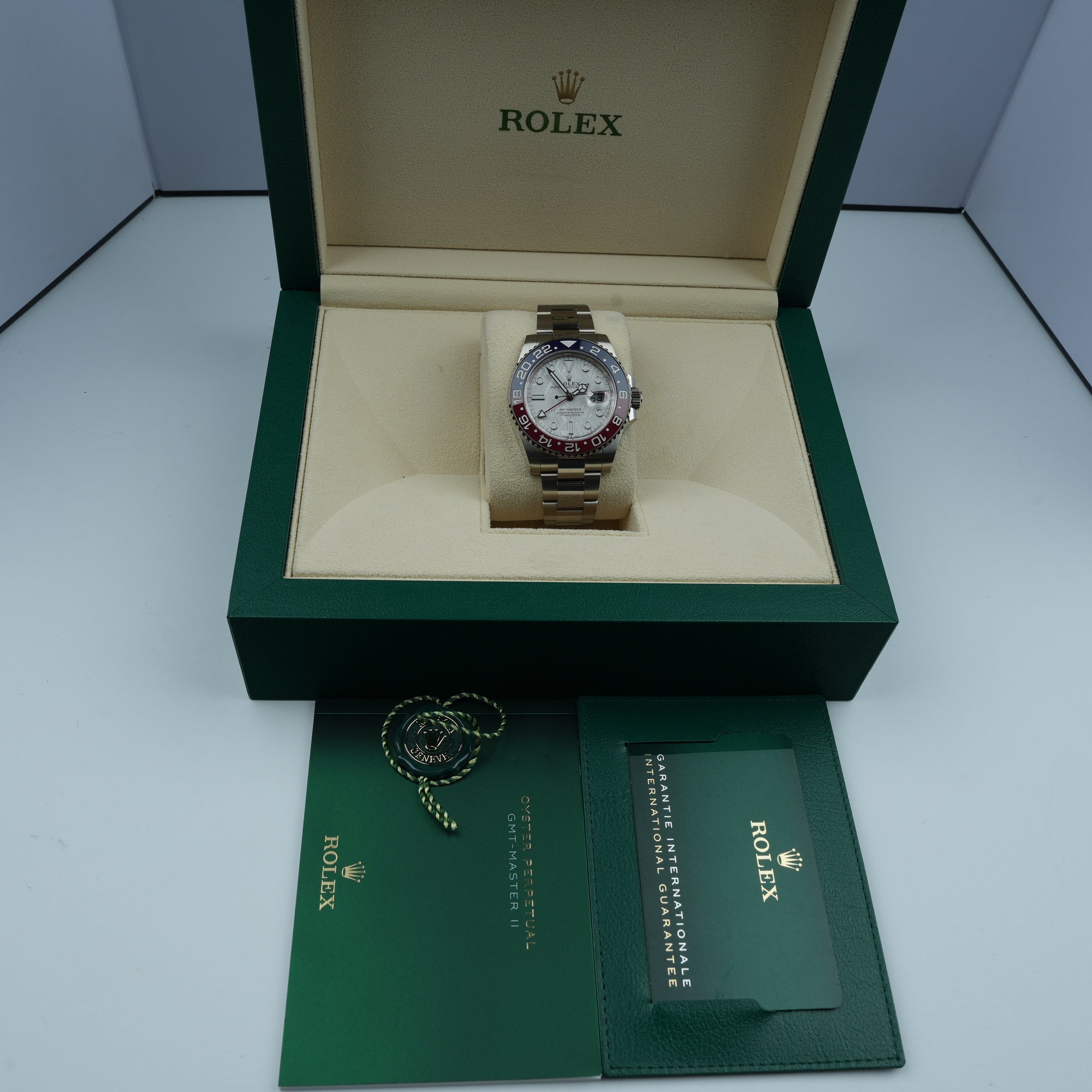 Rolex GMT-Master II 126719BLRO Meteorite full set