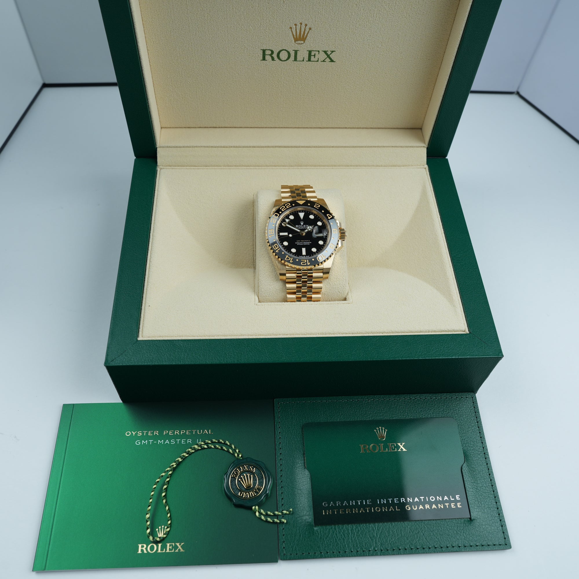 Rolex GMT-Master II 126718GRNR case lug  bracelet fullset